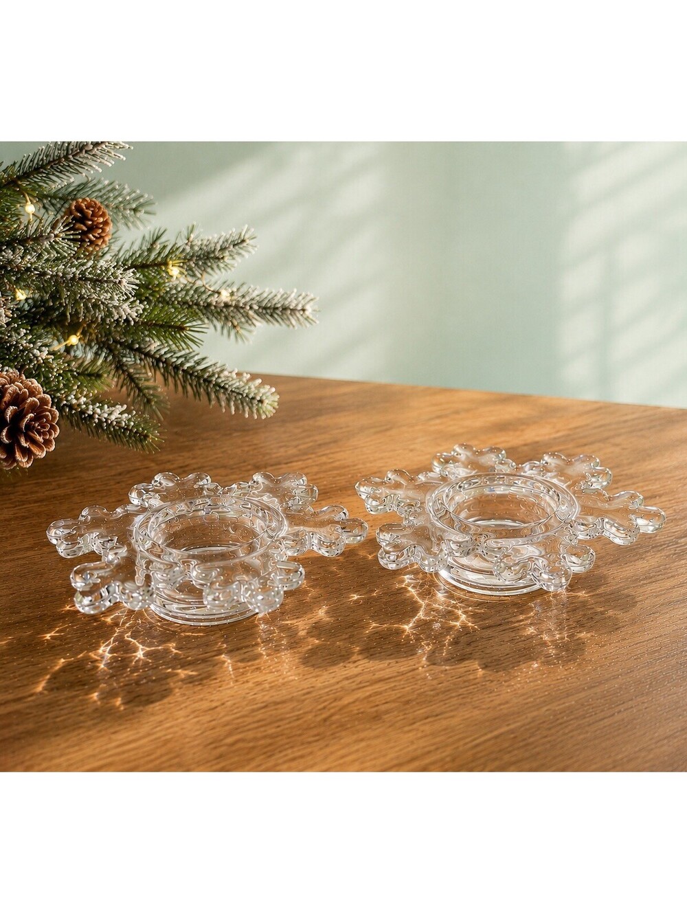 NEW Crate & Barrel 2000s 2 Snowflake Tealight Holders Clear Glass 4.5” FREE SHIP
